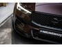 Volvo XC60 2.0 T8 Plug-in hybrid AWD Ultra Dark Executive Edition | Heico Body Kit | Heico Selected Level | 22" | Spacers V+A | Gelamineerd Glas | Bowers & Wilkins | Stoelmassage & Ventilatie |