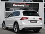 Volkswagen Tiguan 1.4 TSI 150pk R-Line Pano Tr.haak 19-Inch DAB Virtual
