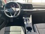 Volkswagen Golf 1.4 eHybrid Style / AUTOMAAT/ PANO/ TREKHAAK/ STANDKACHEL/ ACC/ PARK.SENSOR.V+A/ CAMERA/ MEMORY SEAT/ MASSAGE/ STUUR+STOELVERWARM./ DODEHOEK/ KEYLESS/ APP-CONNECT/ IQ.LIGHT/ NAVI/ DAB/ RIJ-MODI/ 18'' LMV