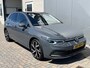 Volkswagen Golf 1.4 eHybrid Style / AUTOMAAT/ PANO/ TREKHAAK/ STANDKACHEL/ ACC/ PARK.SENSOR.V+A/ CAMERA/ MEMORY SEAT/ MASSAGE/ STUUR+STOELVERWARM./ DODEHOEK/ KEYLESS/ APP-CONNECT/ IQ.LIGHT/ NAVI/ DAB/ RIJ-MODI/ 18'' LMV