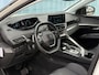 Peugeot 3008 1.6 HYbrid 300PK Allure Pack Business | Trekhaak | Achteruitrijcamera | Dode hoek detectie | Stoelverwarming | Apple carplay & Android auto