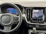 Volvo V60 2.0 T6 Plug-in Hybrid AWD CORE LONG RANGE TREKHAAK LEDER 398 PK