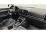 Skoda Karoq 1.5 TSI ACT Style Business PANO TREKHAAK CARPLAY CRUISE NAVI.
