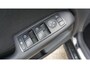 Mercedes-Benz B-klasse 180 122pk Automaat Ambition Navi Xenon Trekhaak 16inch LM *NL auto*
