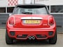 MINI John Cooper Works Mini 1.5 Serious Business JCW /NAVI/Panoramadak/PDC/Carbon/Keyless/LED/Climate/Cruise control/17'LM/NAP!