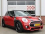 MINI John Cooper Works Mini 1.5 Serious Business JCW /NAVI/Panoramadak/PDC/Carbon/Keyless/LED/Climate/Cruise control/17'LM/NAP!