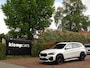 BMW X1 sDrive18i | Handbak | Uniek | PearlWeiss | Leer | Nav | All-black! | Privacy glass