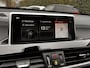 BMW X1 sDrive18i | Handbak | Uniek | PearlWeiss | Leer | Nav | All-black! | Privacy glass
