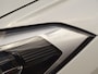 BMW X1 sDrive18i | Handbak | Uniek | PearlWeiss | Leer | Nav | All-black! | Privacy glass