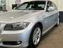 BMW 3-Serie 320i Luxury Line + LEDER