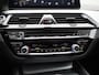 BMW 5-Serie Touring 530e 215kW xDrive Auto | LEDER | CAMERA | NAVIGATIE | MEMORY STOELEN | ELEK.KOFFERBAK | APPLE CARPLAY | STOELVERWARMING |