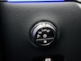 Mercedes-Benz GLC Coupe 300e 4MATIC Sport Edition | Premium | Nightpakket | Treeplanken in aluminiumlook | Trekhaak | DISTRONIC | AMG spoiler | URBAN GUARD Plus | Smartphone-integratie | Sfeerverlichting |