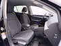 Volkswagen Golf 1.0 eTSI Life Automaat - LED- Camera - Navigatie - ACC - Stoelverwarming - PDC