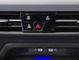 Volkswagen Golf 1.0 eTSI Life Automaat - LED- Camera - Navigatie - ACC - Stoelverwarming - PDC