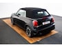 MINI Cooper Mini Cabrio 1.5 MINI Yours Binnenlichtpakket - Cruise Control - Stuurwielverwarming - Driving Assistant - Radio MINI Visual Boost - Comfort Access - Elektrisch verwarmbare voorstoelen - Achteruitrijcamera -