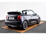 MINI Cooper Mini Cabrio 1.5 MINI Yours Binnenlichtpakket - Cruise Control - Stuurwielverwarming - Driving Assistant - Radio MINI Visual Boost - Comfort Access - Elektrisch verwarmbare voorstoelen - Achteruitrijcamera -