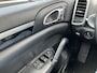 Porsche Cayenne 3.0 S E-Hybrid Pano Bose Trekhaak SportChrono Luchtvering Stoelverw+Ventilatie Export?!