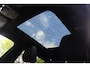 Peugeot e-2008 EV GT 50 kWh | Pano-dak | Trekhaak | Stoelverwarming | Adaptive-cruise | Carplay | SOH 88.4% | All-Season | BLIS |