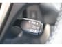 Toyota RAV4 2.0 Style 4WD Automaat Navigatie | Cruise control | Camera | Trekhaak | 4 Seizoenen banden