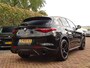 Alfa Romeo Stelvio 2.0 T AWD 280PK | Raggazzon | Zeer Netjes! | Leer | All-Black | Ti-Difusser.