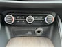 Alfa Romeo Stelvio 2.0 T AWD 280PK | Raggazzon | Zeer Netjes! | Leer | All-Black | Ti-Difusser.