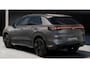 Volkswagen T-Roc 1.5 eTsi 150PK DSG R-Line First Edition / Resterende Fabrieksgarantie t/m 21-01 2030 / Black Style / Panoramadak / 19'' LMV / VW