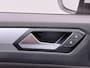 Volkswagen T-Roc 1.5 TSI Life Automaat - LED - Camera - Park Assist - Navigatie - Climatronic - ACC