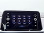 Volkswagen T-Roc 1.5 TSI Life Automaat - LED - Camera - Park Assist - Navigatie - Climatronic - ACC