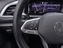 Volkswagen T-Roc 1.5 TSI Life Automaat - LED - Camera - Park Assist - Navigatie - Climatronic - ACC