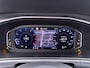 Volkswagen T-Roc 1.5 TSI Life Automaat - LED - Camera - Park Assist - Navigatie - Climatronic - ACC