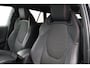 Toyota Corolla Touring Sports 2.0 Hybrid Executive | Dodehoek detectie | JBL | Stoel-/stuurverwarming | Parkeersensoren voor/achter | Navigatie | Apple Carplay / Android Auto | 18 inch