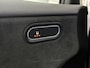 Mercedes-Benz A-klasse 250 e Business Solution AMG Limited | Trekhaak elektrisch wegklapbaar | PHEV | Stoelverwarming | Widescreen |