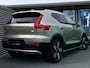 Volvo XC40 1.5 T4 Plug-in hybrid Ultimate Bright / Pano. dak / Elek. verstelbare stoelen / Stuur+stuur verwarming / Keyless / Harman kardon / Carplay / 20' velgen /