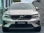 Volvo XC40 1.5 T4 Plug-in hybrid Ultimate Bright / Pano. dak / Elek. verstelbare stoelen / Stuur+stuur verwarming / Keyless / Harman kardon / Carplay / 20' velgen /