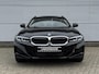 BMW 3-Serie Touring 330e xDrive Touring | Facelift LCI | SOH 99% | ACC | LED | Trekhaak | 360 Camera | HUD | Innovation |