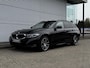 BMW 3-Serie Touring 330e xDrive Touring | Facelift LCI | SOH 99% | ACC | LED | Trekhaak | 360 Camera | HUD | Innovation |