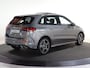 Mercedes-Benz B-klasse 250e Business Solution AMG | Panoramaschuifdak | Night | Winter pakket | Trekhaak | Stoelverwarming |