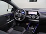 Mercedes-Benz B-klasse 250e Business Solution AMG | Panoramaschuifdak | Night | Winter pakket | Trekhaak | Stoelverwarming |