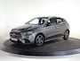 Mercedes-Benz B-klasse 250e Business Solution AMG | Panoramaschuifdak | Night | Winter pakket | Trekhaak | Stoelverwarming |