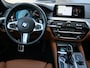 BMW 5-Serie Touring 520i High Executive Edition 184 Pk automaat M-Sport / Pano-dak / Elek trekhaak / Camera