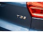 Volvo XC40 1.5 T3 R-Design | Panoramadak | Trekhaak | Harman Kardon Audio | Achteruitrijcamera | Lichtmetalen Velgen 20 inch | Navigatie | Apple Carplay | Android Auto | Stoelverwarming