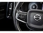 Volvo XC40 1.5 T3 R-Design | Panorama dak | Trekhaak | Harman & Kardon | Stoelverwarming | 20" | Climate control | Achteruitrijcamera |
