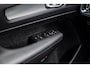 Volvo XC40 1.5 T3 R-Design | Panoramadak | Trekhaak | Harman Kardon Audio | Achteruitrijcamera | Lichtmetalen Velgen 20 inch | Navigatie | Apple Carplay | Android Auto | Stoelverwarming