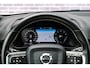 Volvo XC40 1.5 T3 R-Design | Panoramadak | Trekhaak | Harman Kardon Audio | Achteruitrijcamera | Lichtmetalen Velgen 20 inch | Navigatie | Apple Carplay | Android Auto | Stoelverwarming
