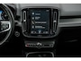 Volvo XC40 1.5 T3 R-Design | Panoramadak | Trekhaak | Harman Kardon Audio | Achteruitrijcamera | Lichtmetalen Velgen 20 inch | Navigatie | Apple Carplay | Android Auto | Stoelverwarming