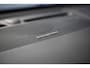 Volvo XC40 1.5 T3 R-Design | Panorama dak | Trekhaak | Harman & Kardon | Stoelverwarming | 20" | Climate control | Achteruitrijcamera |