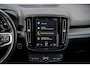 Volvo XC40 1.5 T3 R-Design | Panorama dak | Trekhaak | Harman & Kardon | Stoelverwarming | 20" | Climate control | Achteruitrijcamera |