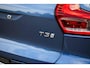 Volvo XC40 1.5 T3 R-Design | Panorama dak | Trekhaak | Harman & Kardon | Stoelverwarming | 20" | Climate control | Achteruitrijcamera |