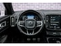 Volvo XC40 1.5 T3 R-Design | Panoramadak | Trekhaak | Harman Kardon Audio | Achteruitrijcamera | Lichtmetalen Velgen 20 inch | Navigatie | Apple Carplay | Android Auto | Stoelverwarming