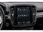 Volvo XC40 1.5 T3 R-Design | Panoramadak | Trekhaak | Harman Kardon Audio | Achteruitrijcamera | Lichtmetalen Velgen 20 inch | Navigatie | Apple Carplay | Android Auto | Stoelverwarming